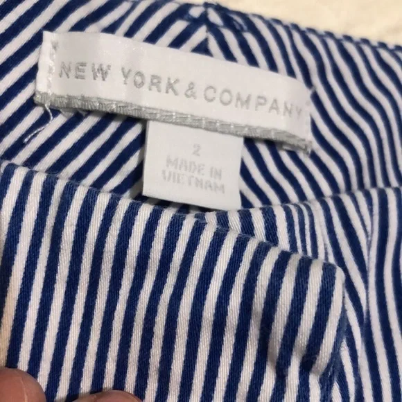 New York & Company shorts - Picture 7 of 13